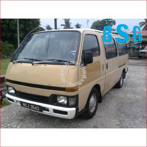 Isuzu WFR Van 83-91 (R) Windscreen - Windscreen